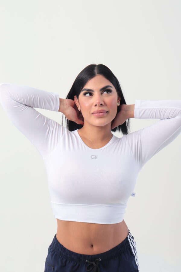 CROP TOP MANGA LARGA